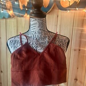 💐💐Francesca’s Rust Ribbed Crop Top/Bralette🧡